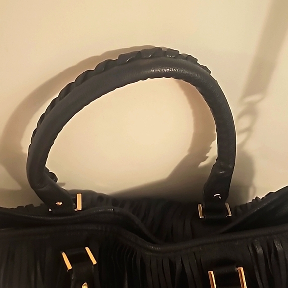 H&M's Designer Large Black Bag w/Fringes (2 Tiers Front/Back), Handles & Strap - Picture 7 of 9